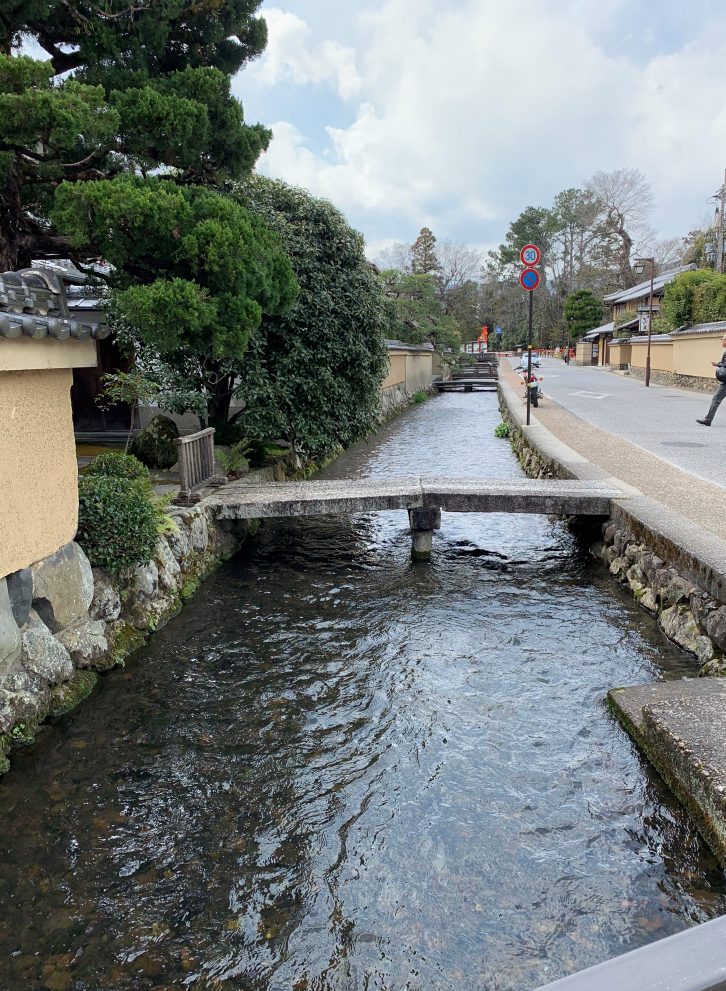 上賀茂神社の社家町の写真